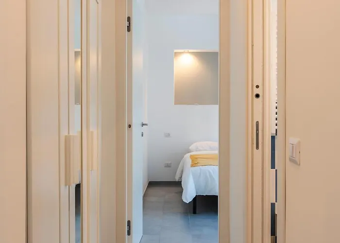 Lorenzo\'S Holiday Home